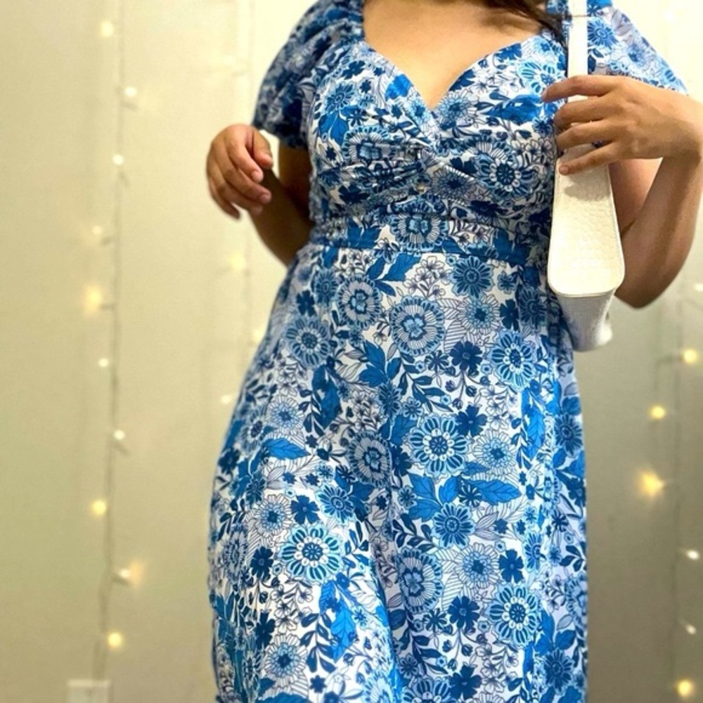 Sincerely Jules Dress - Picture 2 of 2